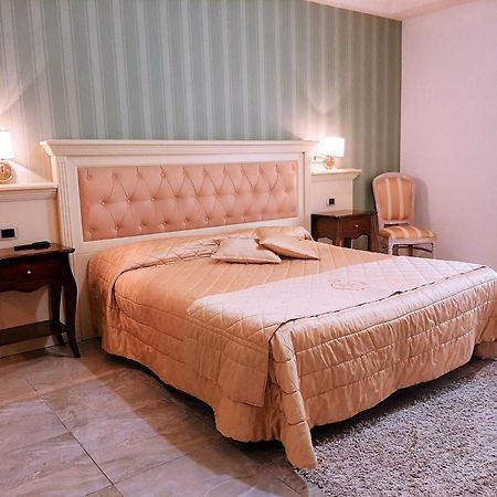 Regina Di Saba - Hotel Villa Per Ricevimenti Grottaminarda Εξωτερικό φωτογραφία