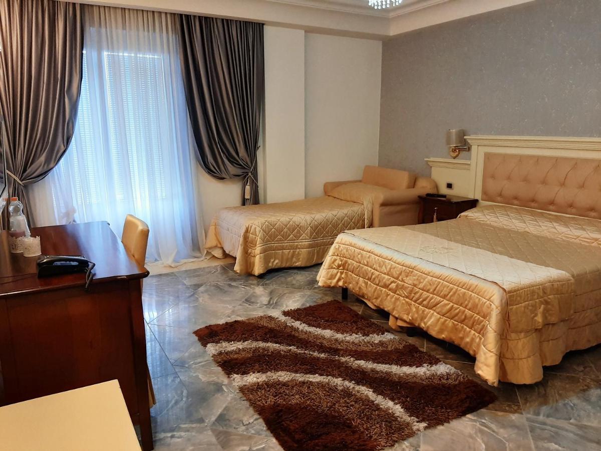 Regina Di Saba - Hotel Villa Per Ricevimenti Grottaminarda Εξωτερικό φωτογραφία