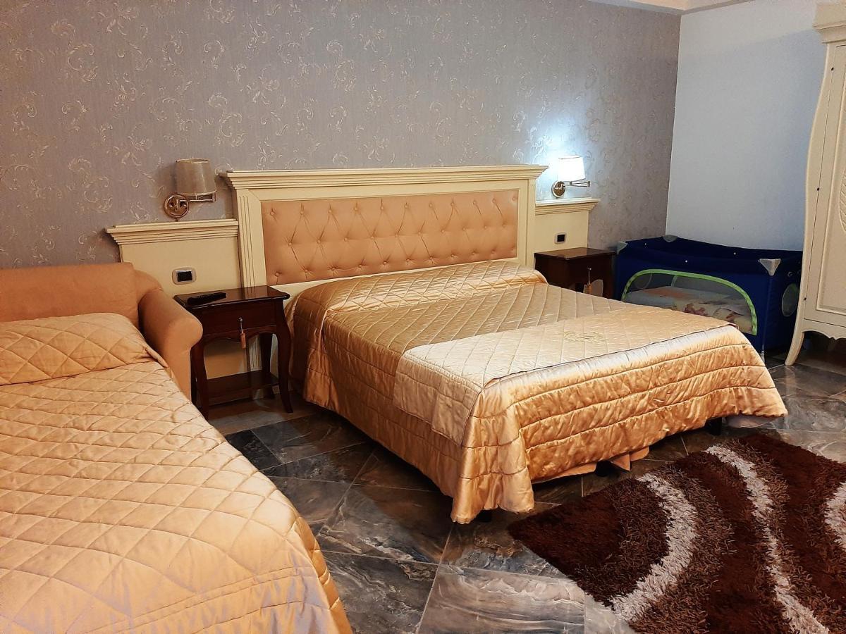 Regina Di Saba - Hotel Villa Per Ricevimenti Grottaminarda Εξωτερικό φωτογραφία